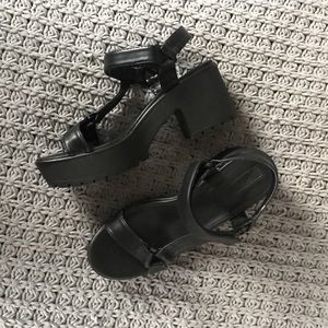 Strappy Black Platform Sandals